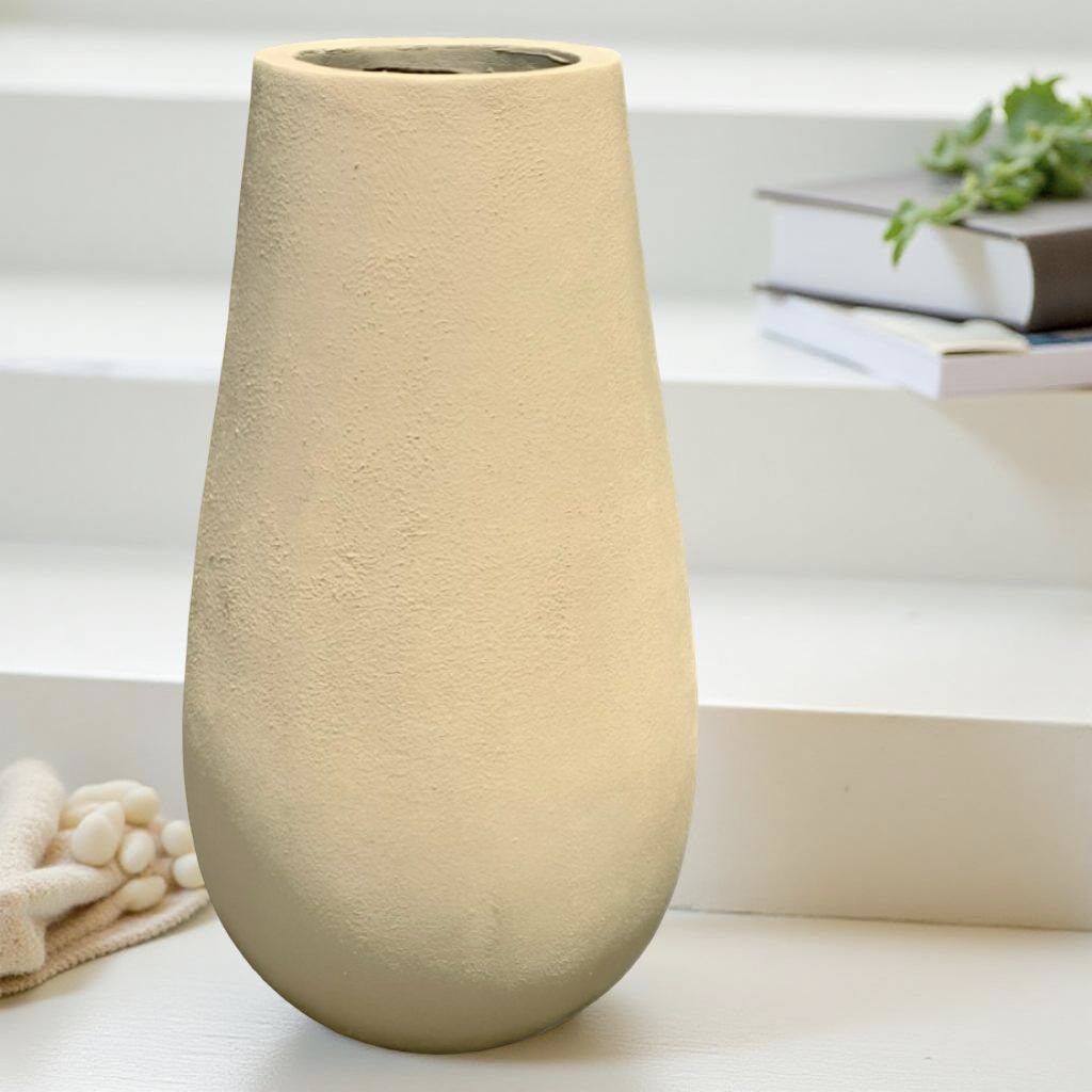 Planter for indoor and outdoor spaces