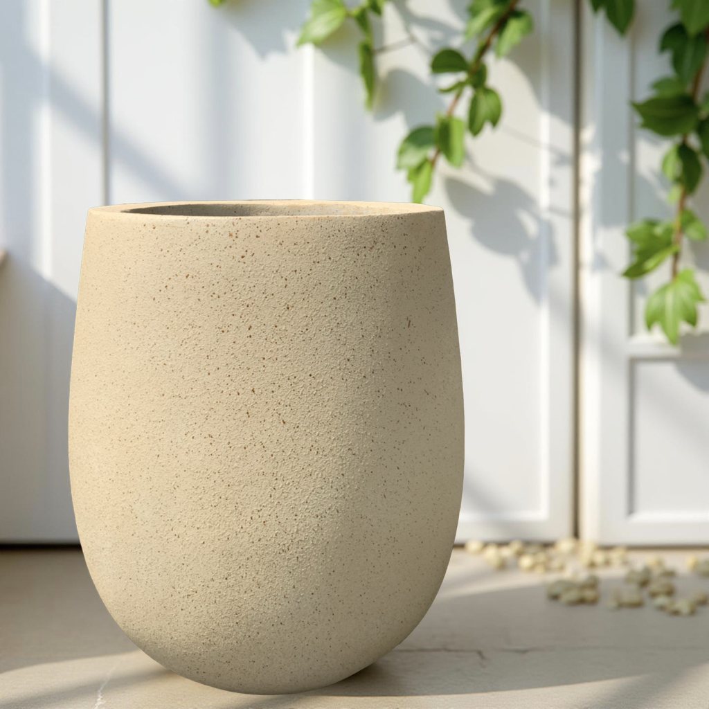 Planters for dining