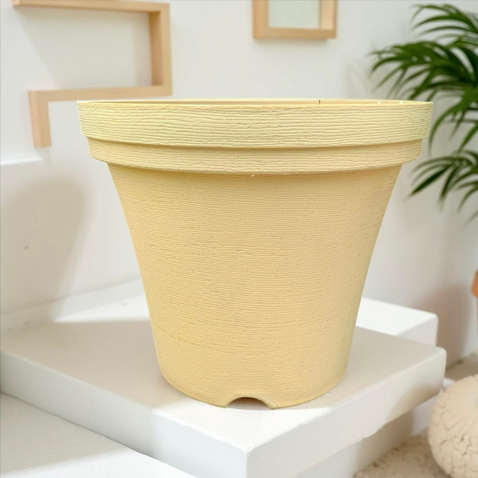 Decorative balcony planter