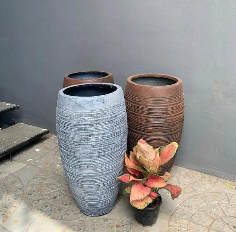 Rib round planter - The Plant Shop